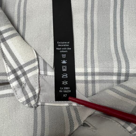 Lululemon Masons Peak Flannel SIZE XXL Gray White Plaid Long Sleeve Button Shirt - Picture 5 of 11